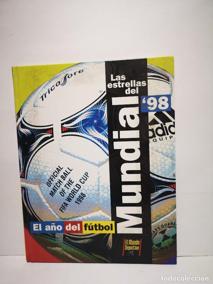 Libri: El a&ntilde;o del f&uacute;tbol mundial,las estrellas del 98