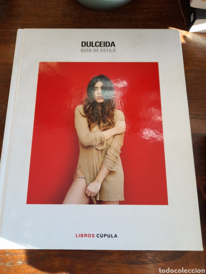 Livres: Dulceida, Gu&iacute;a de estilo