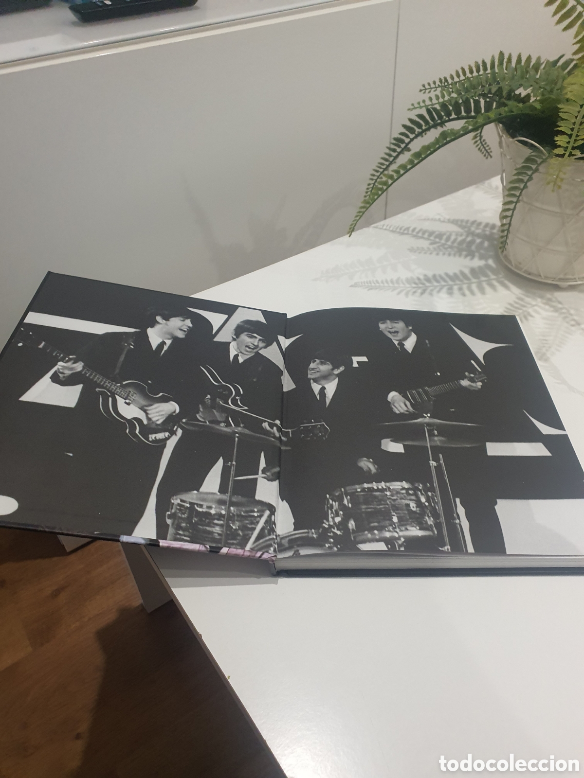 Libros: antiguo libro The Beatles de Mike Evans - Foto 3