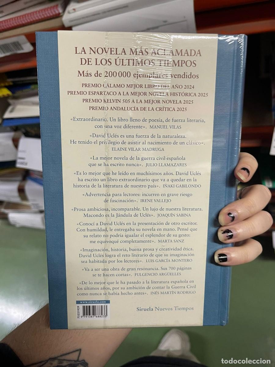 Libros: La pen&iacute;nsula de las casas vac&iacute;as - Ucl&eacute;s, David - Foto 2