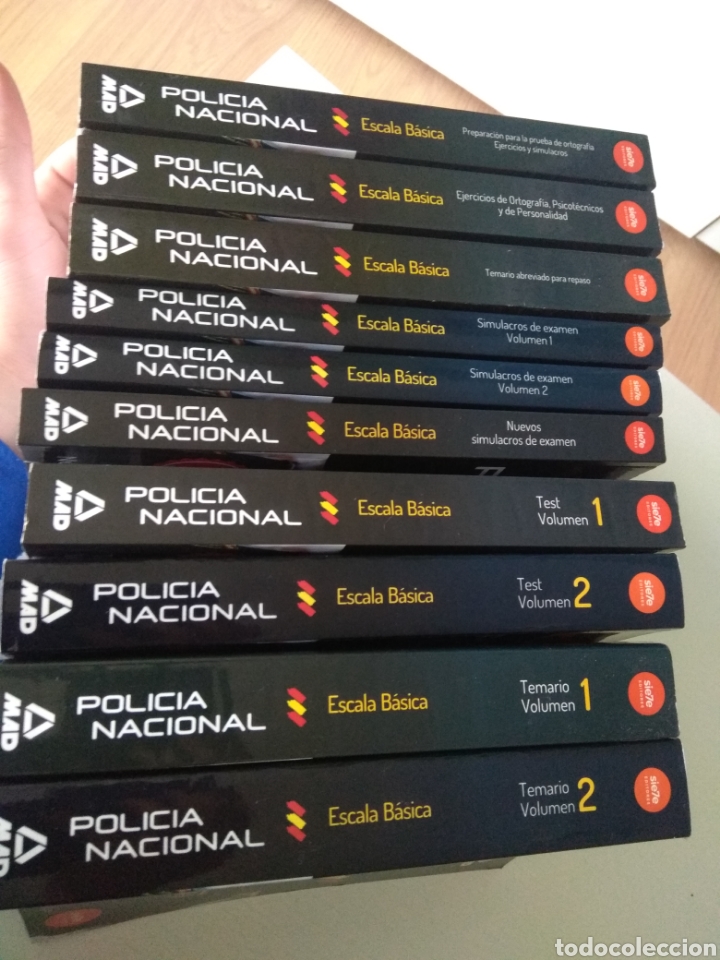 Libros: Temario 10 tomos oposición Policia Nacional convocatoria 2015. MAD. SIE7E - Foto 1 - 301761708