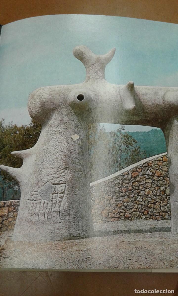Libros: MIRO creaci&oacute;n en el espacio ( diversos idiomas ) - Foto 2