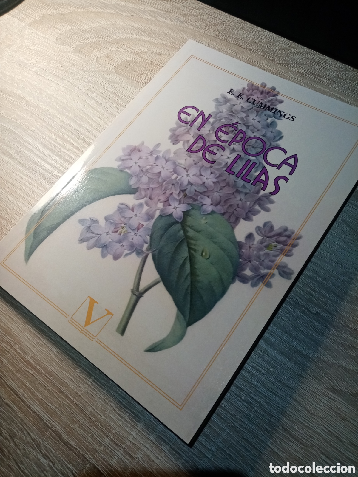 Libros: EN &Eacute;POCA DE LILAS E E CUMMINGS - Foto 2