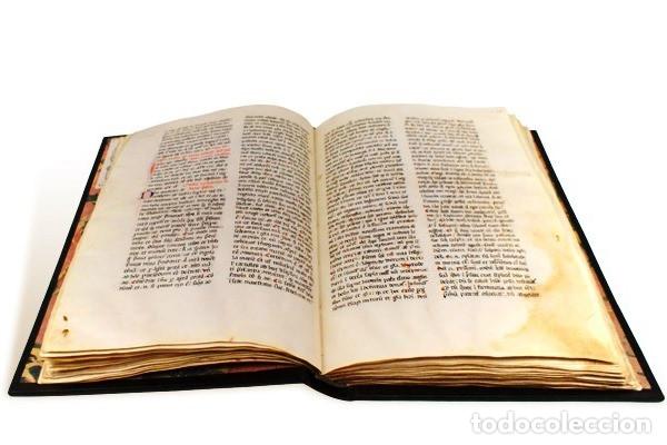 Libros: Codex Calixtinus, c&oacute;dice de Salamanca, c. 1325. Facs&iacute;mil, completo. Silo&eacute; - Foto 3