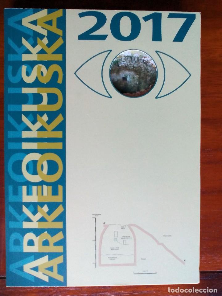Libros de segunda mano: ARKEOIKUSKA - Foto 1