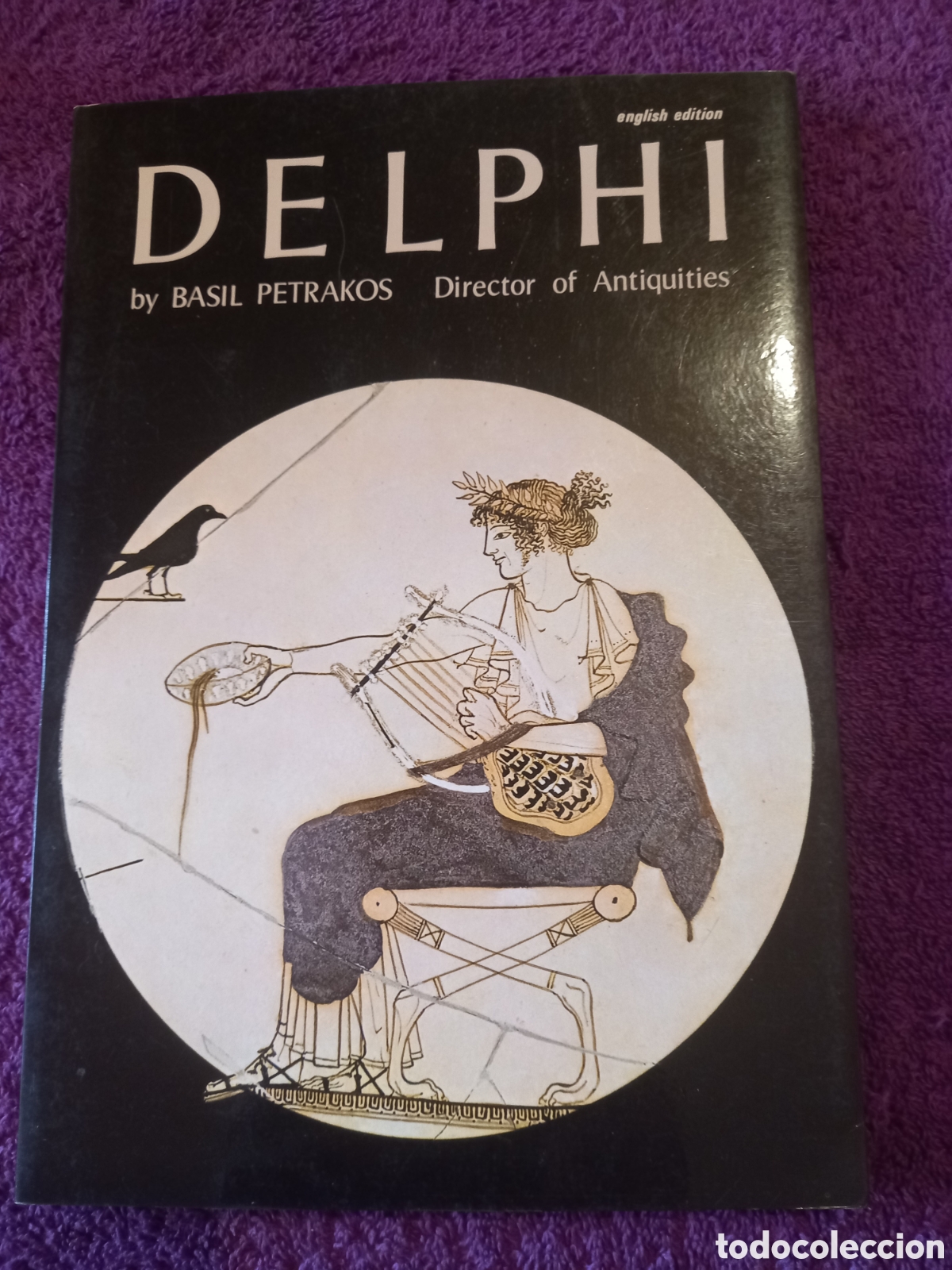 Libros de segunda mano: Delphi by Basil Petrakos. Edici&oacute;n en ingl&eacute;s. - Foto 1