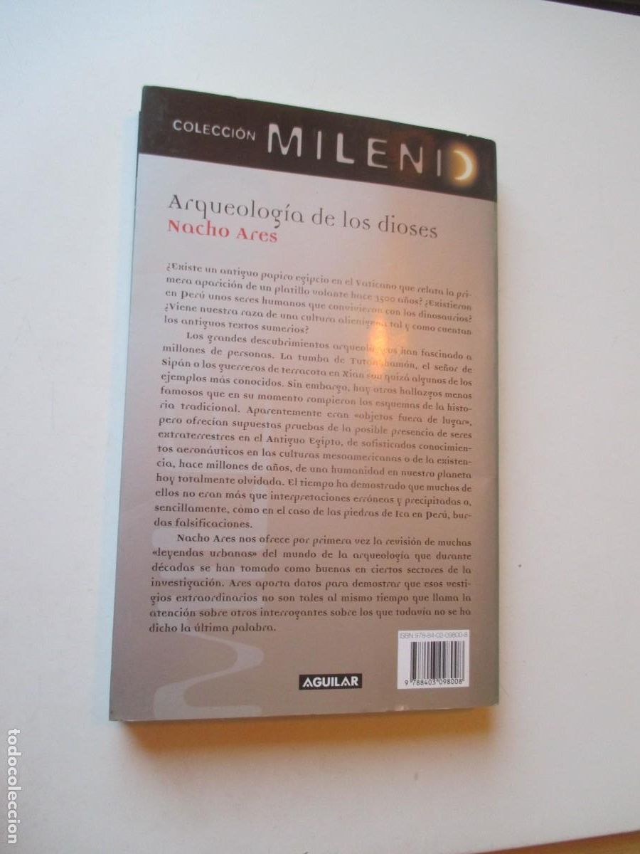 Libros de segunda mano: NACHO ARES Arqueolog&iacute;a de los dioses W40874 - Foto 2