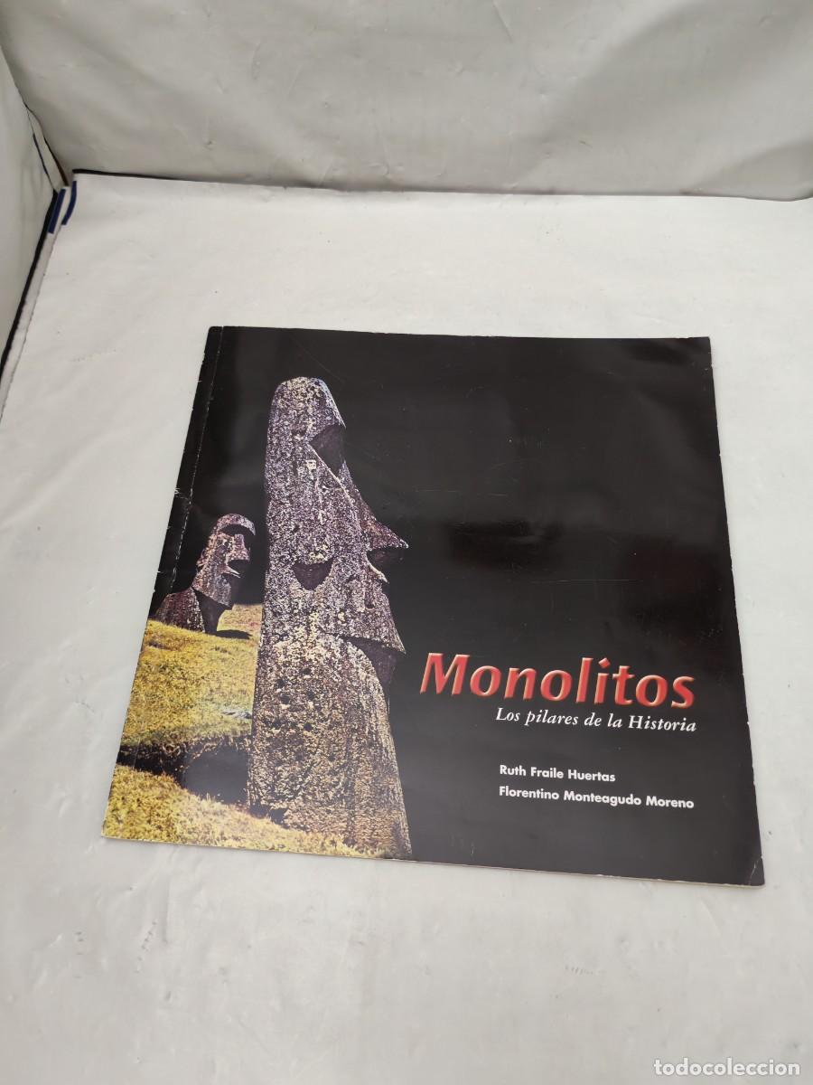 Libros de segunda mano: Monolitos. Los pilares de la historia