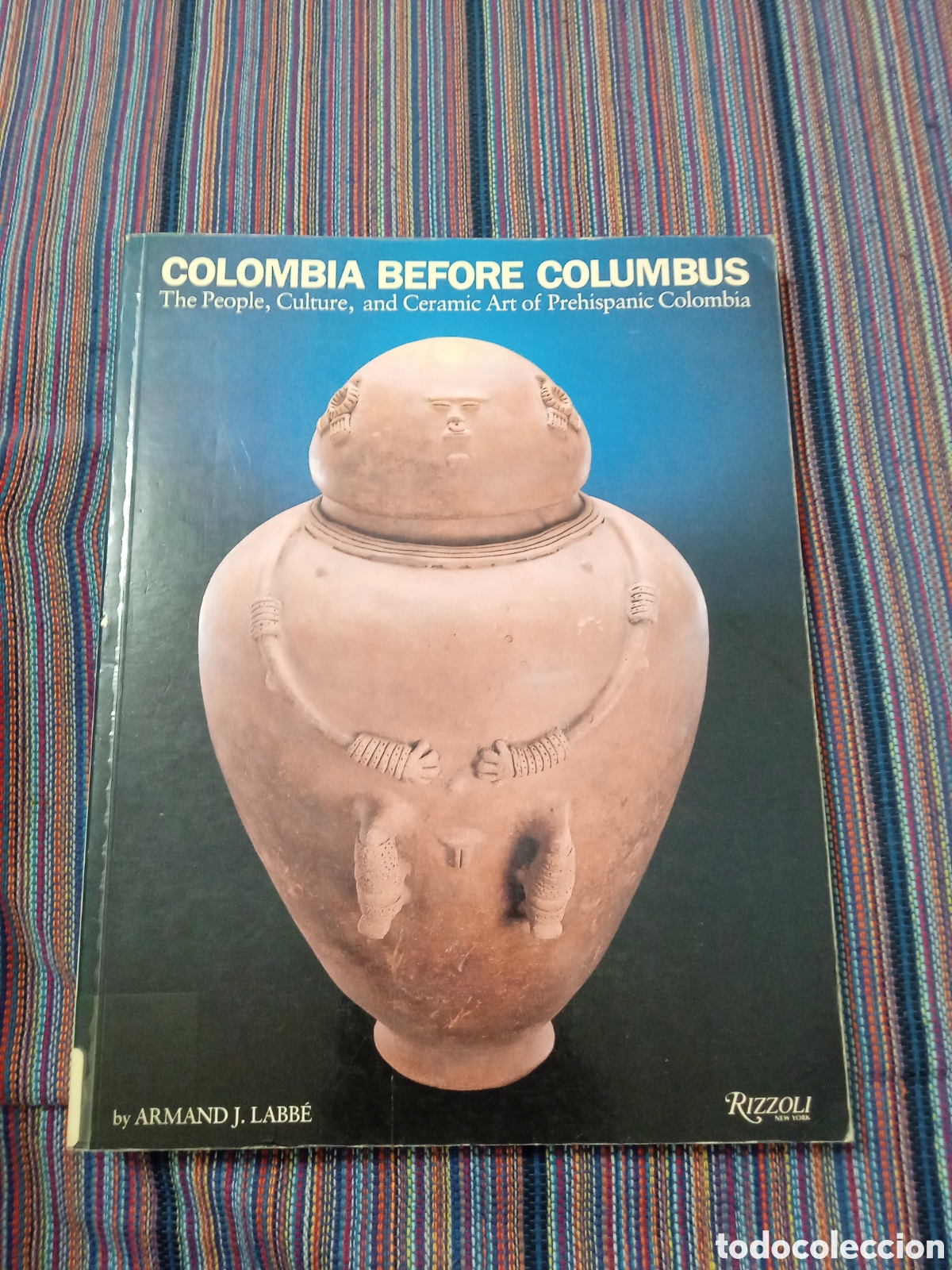 Libros de segunda mano: CUATRO LIBROS ARTE PRECOLOMBINO COLOMBIA ECUADOR