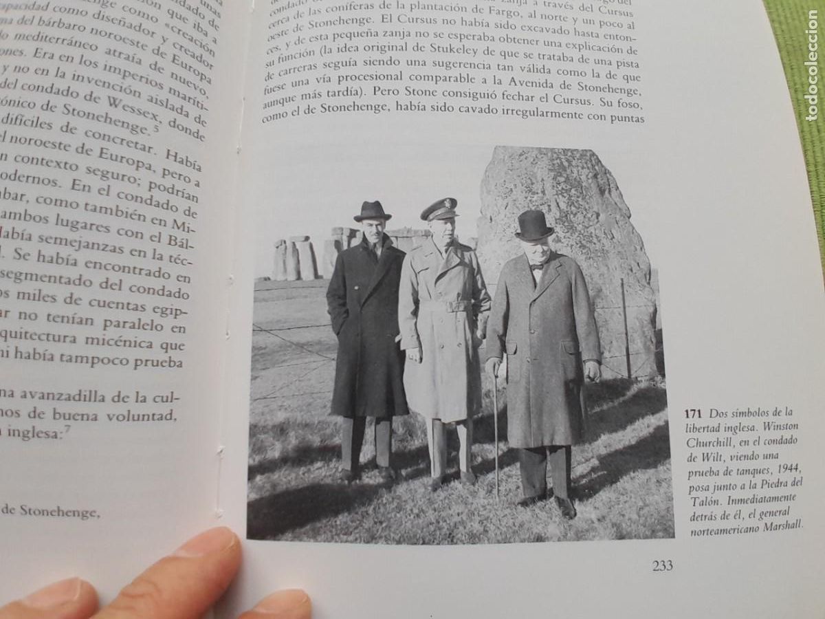Libros de segunda mano: STONEHENGE. CHRISTOPHER CHIPPINDALE. DESTINO 1989 - Foto 10