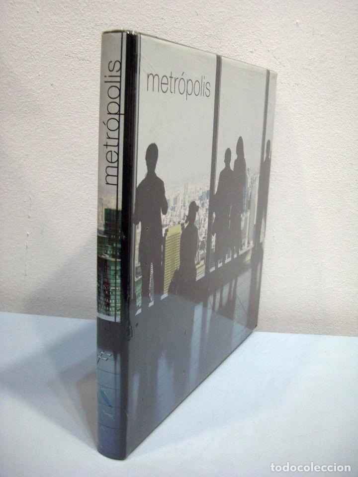 Libros de segunda mano: METR&Oacute;POLIS. EDICIONS 62, 2007. - Foto 2