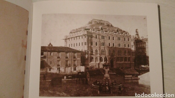 Libros de segunda mano: EL EDIFICIO GAUD&Iacute; DE LE&Oacute;N, CASA BOTINES - Foto 9