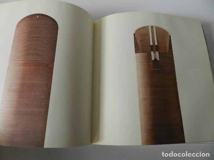 Libros de segunda mano: MARIO BOTTA- EDIFICIOS P&Uacute;BLICOS 1990-1998 - SKIRA EDITOR 1988 - Foto 3
