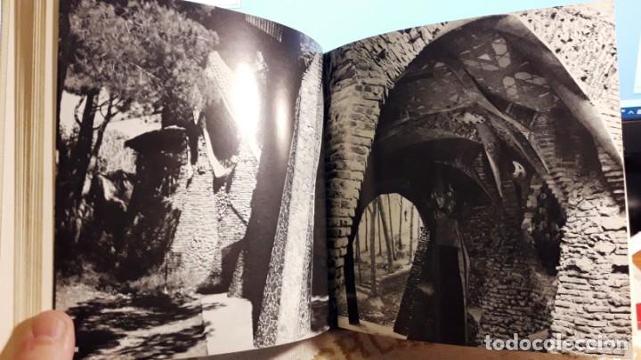 Libros de segunda mano: CRIPTA DE LA COLONIA G&Uuml;ELL DE A. GAUD&Iacute; (SERT / GOMIS / PRATS 1967) SIN USAR - Foto 3