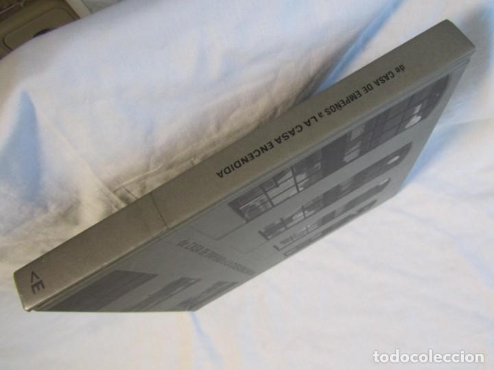 Libros de segunda mano: De casa de empe&ntilde;os a la casa encendida. Caja Madrid 2002 - Foto 3