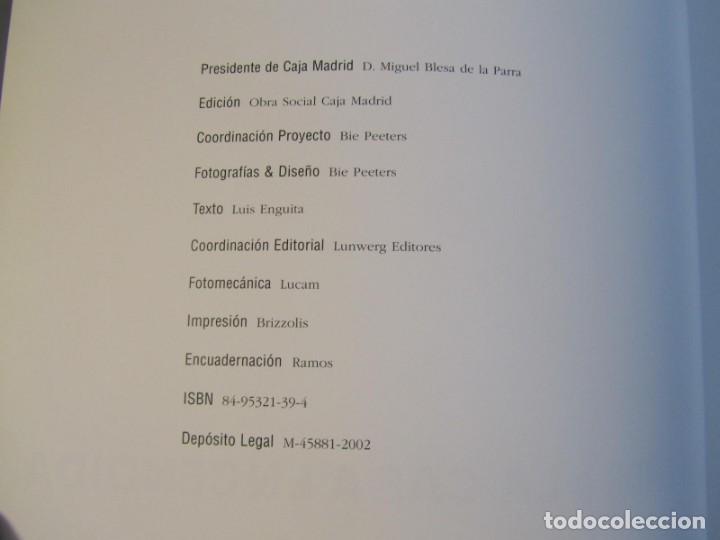 Libros de segunda mano: De casa de empe&ntilde;os a la casa encendida. Caja Madrid 2002 - Foto 7