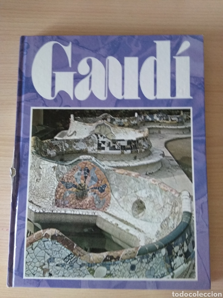 Libros de segunda mano: Gaud&iacute; libro editorial Salvat - Foto 1