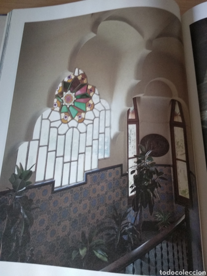 Libros de segunda mano: Gaud&iacute; libro editorial Salvat - Foto 6