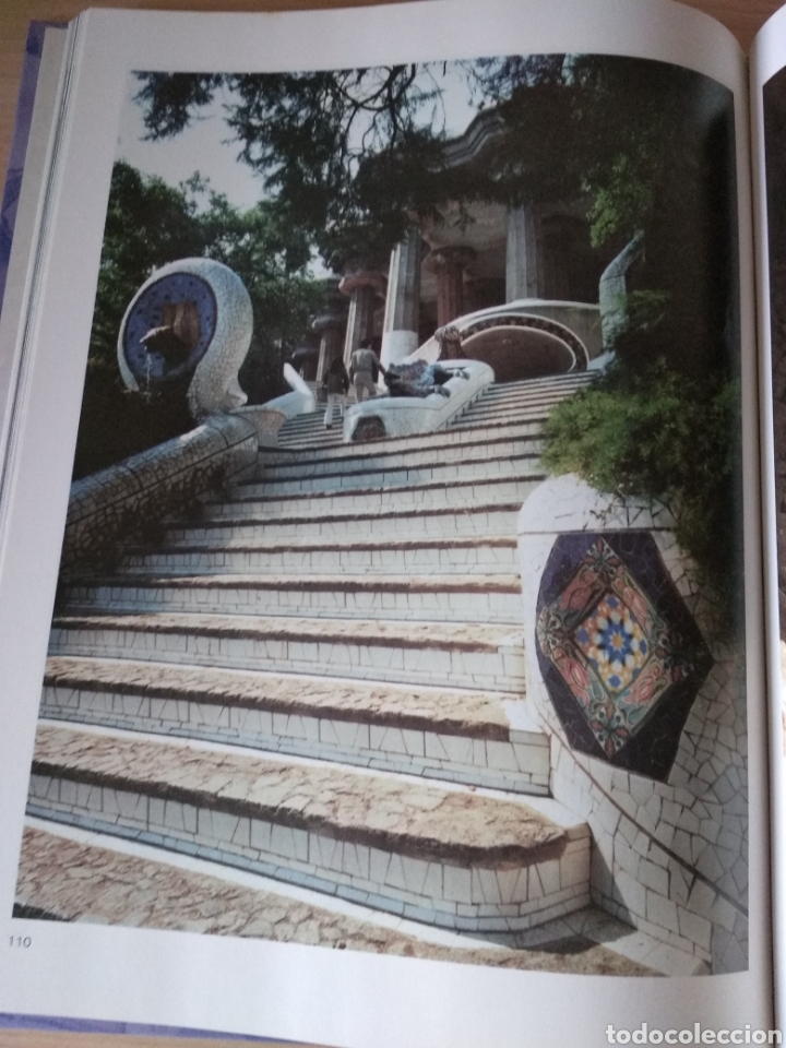 Libros de segunda mano: Gaud&iacute; libro editorial Salvat - Foto 7