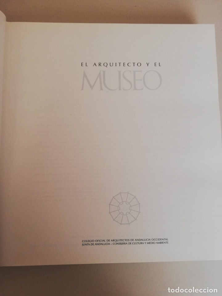 Libros de segunda mano: EL ARQUITECTO Y EL MUSEO - Foto 1