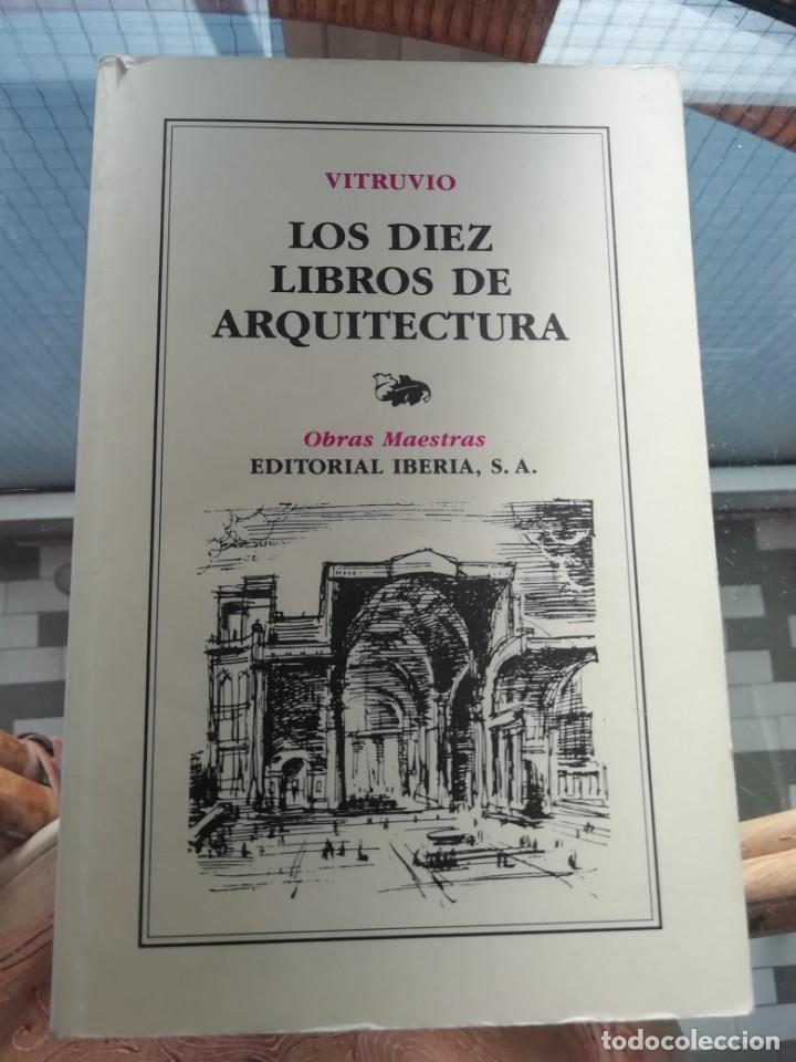 Second hand books: Los diez libros de arquitectura de Vitruvio