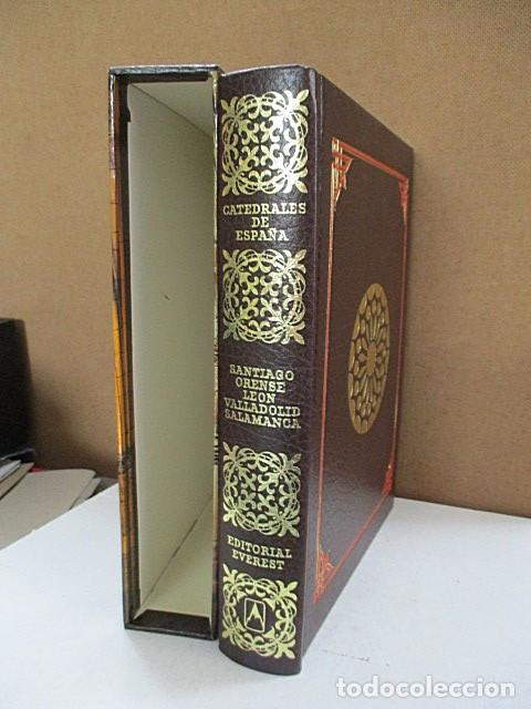 Libri di seconda mano: CHAMOSO LAMAS, Manuel y otros. CATEDRALES DE ESPA&Ntilde;A. Santiago de Compostela- Orense- Le&oacute;n-