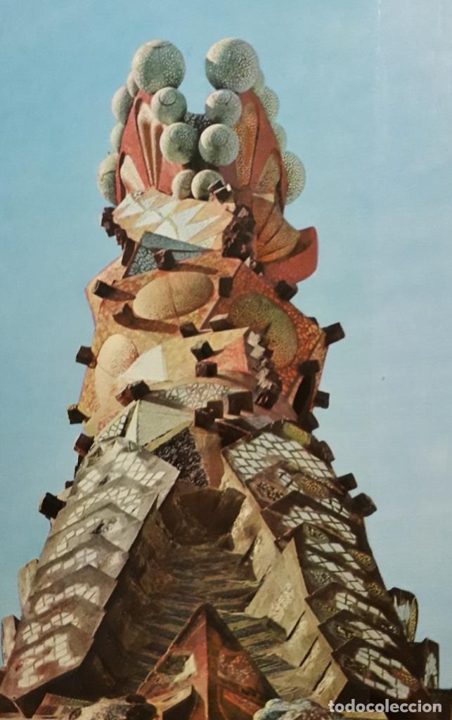 Libros de segunda mano: Gaud&iacute; en Barcelona 1972 - Foto 4