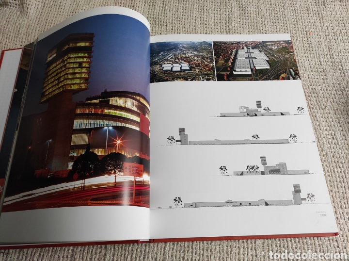 Libros de segunda mano: SPANISH ARCHITECTURE - EDICION BILING&Uuml;E INGLES / CHINO - Foto 2