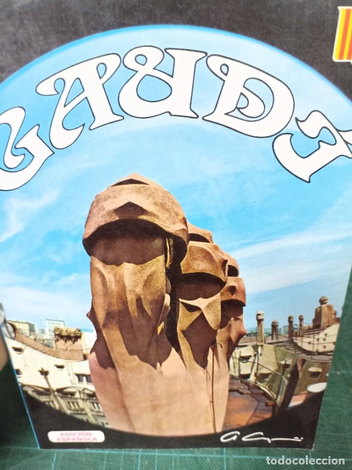 Libros de segunda mano: GAUDi .ARQUITECTURA . - Foto 1