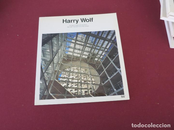Libros de segunda mano: Harry Wolf. Introducciones introductions Kenneth Frampt&oacute;n . Guy nordenson ARQUITECTURA GG - Foto 1