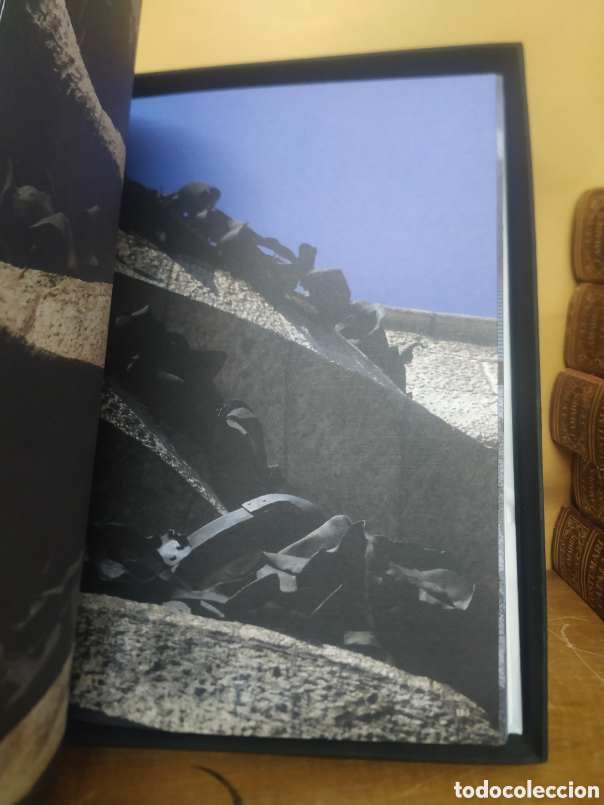 Libros de segunda mano: Libro &rdquo;La Pedrera&rdquo; Arquitectura e historia - Foto 2