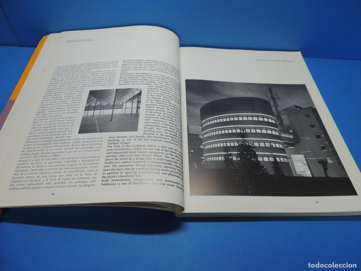 Libros de segunda mano: Bach - Mora.- Arquitectos / Architects - Foto 6