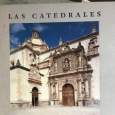 Libros de segunda mano: LAS CATEDRALES DEL NUEVO MUNDO. PEDRO NAVASCUES PALACIOS. ED. IBERDROLA 2000.