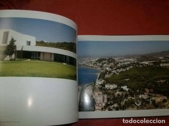 Libros de segunda mano: M&Aacute;LAGA LA CIUDAD TRANSFORMADA (TEXTO EN ESPA&Ntilde;OL E INGL&Eacute;S) - Foto 3