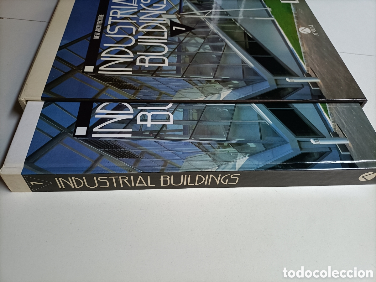 Livres d'occasion: Industrial buildings 7 . New architecture. Arquitectura industrial