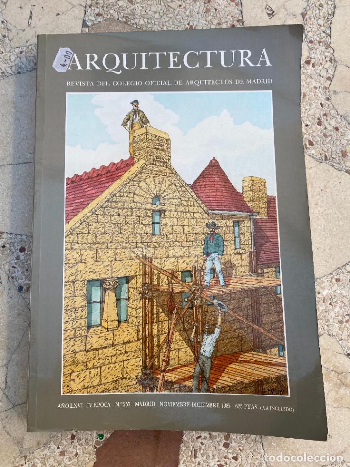 Libri di seconda mano: ARQUITECTURA COAM N&ordm; 257. POLIDEPORTIVO BRAVO MURILLO. JOSE IGNACIO LINAZASORO. SERGIO PADILLA.