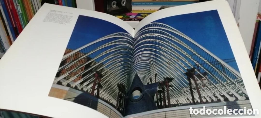Libros de segunda mano: Calatrava Genios de la Arquitectura - Foto 9
