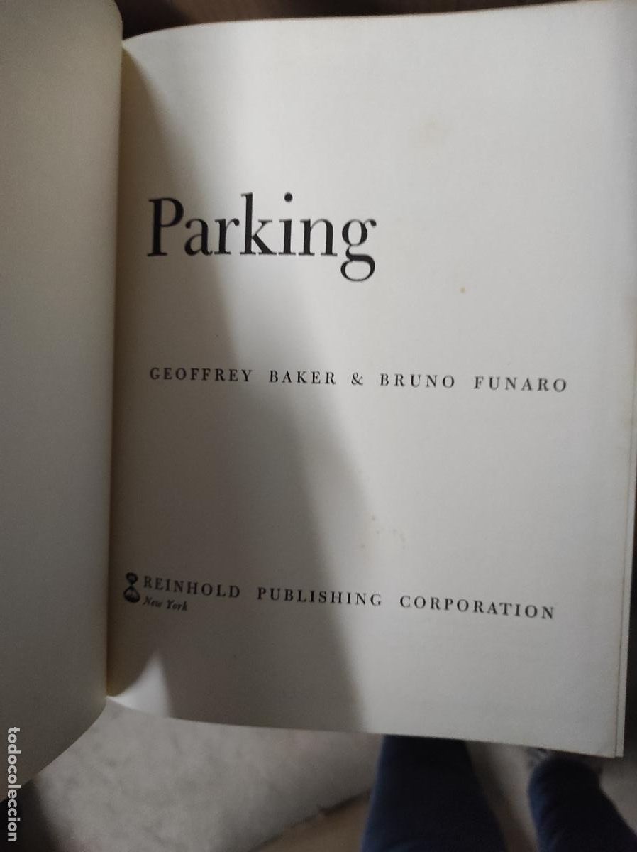 Libros de segunda mano: Parking. Baker, Geoffrey und Bruno Funaro: - Foto 2