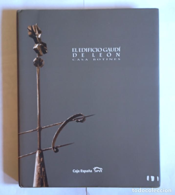 Libros de segunda mano: EDIFICIO GAUDI DE LEON - CASA BOTINES - VARIOS AUTORES - Foto 1