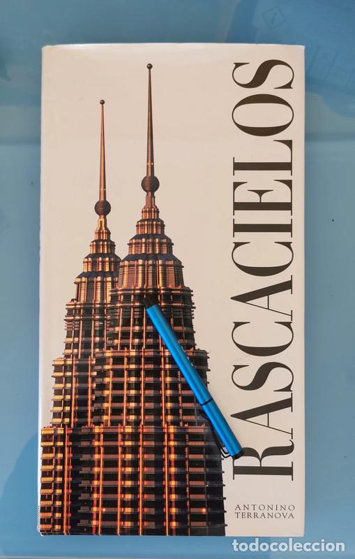 Libros de segunda mano: Rascacielos. Antonio Terranova - Foto 1