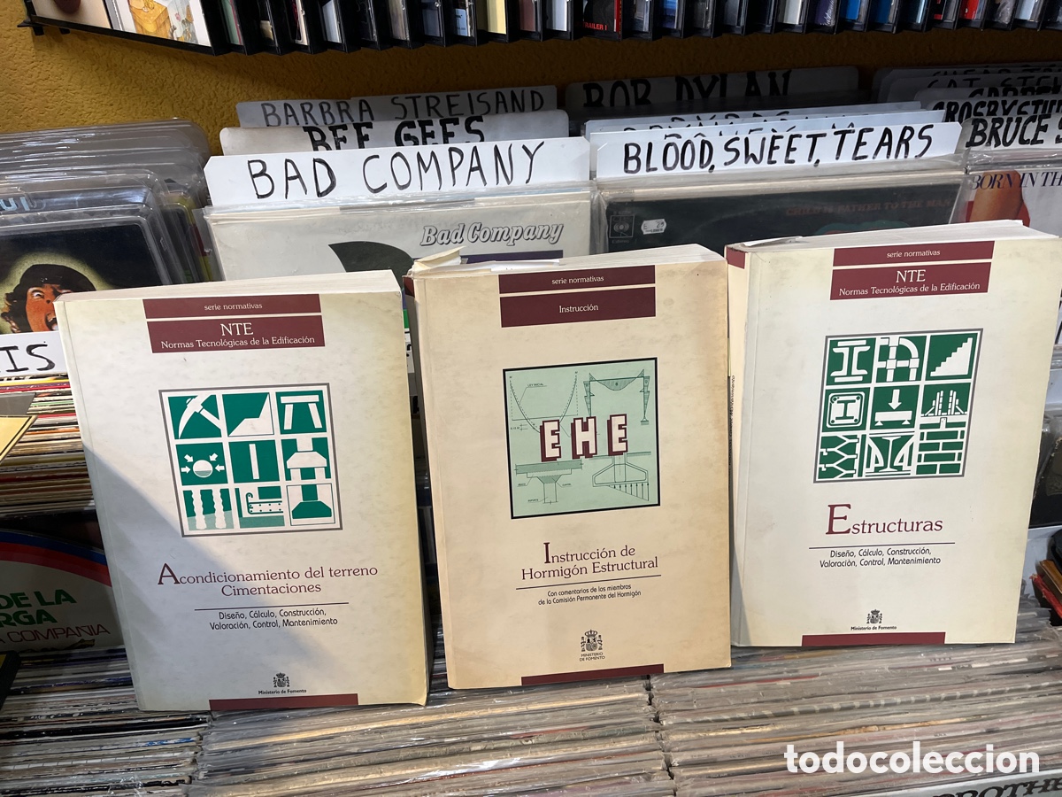 Livres d'occasion: Series normativas normas tecnologicas de la edificaci&oacute;n 3 tomos