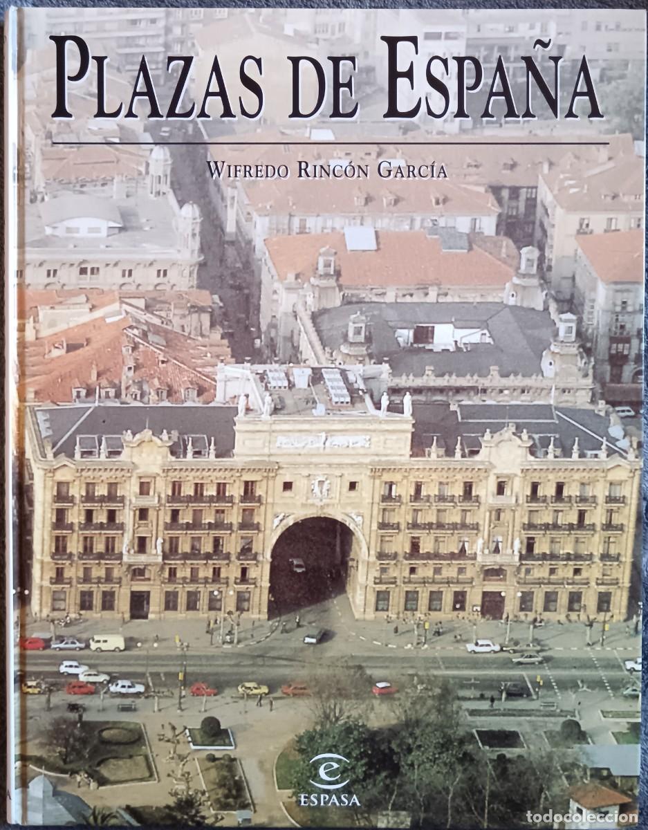 Libros de segunda mano: Plazas de Espa&ntilde;a. Libro de arquitectura - Foto 1