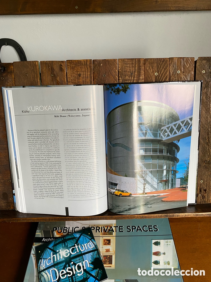 Libros de segunda mano: Public and private spaces - Foto 2