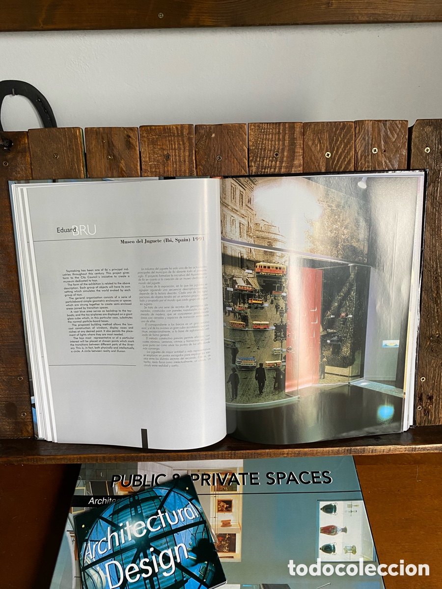 Libros de segunda mano: Public and private spaces - Foto 12