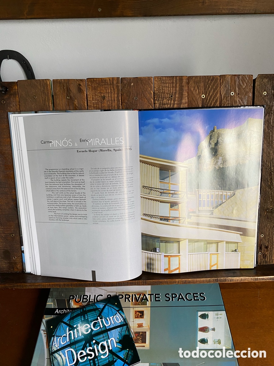 Libros de segunda mano: Public and private spaces - Foto 15