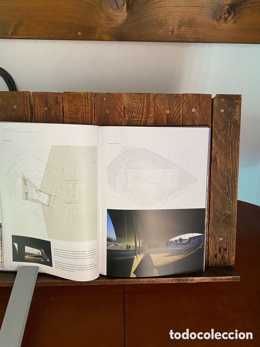 Libros de segunda mano: Spain unique architecture m&t pencil - Foto 5