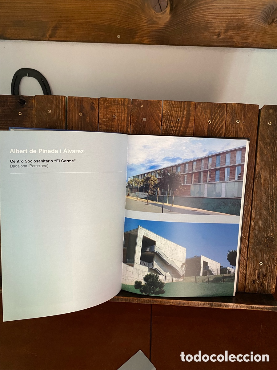 Libros de segunda mano: Spain unique architecture m&t pencil - Foto 8