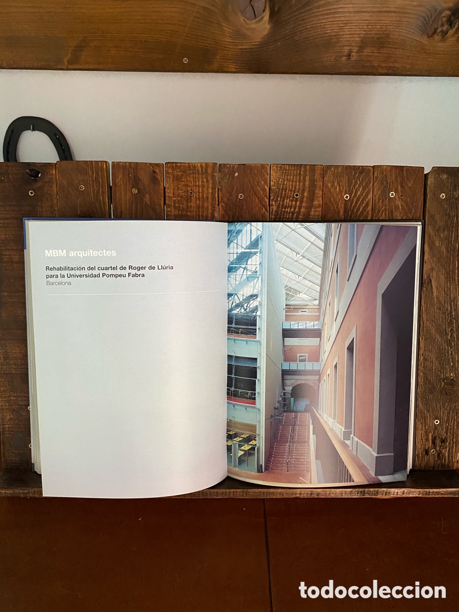 Libros de segunda mano: Spain unique architecture m&t pencil - Foto 11
