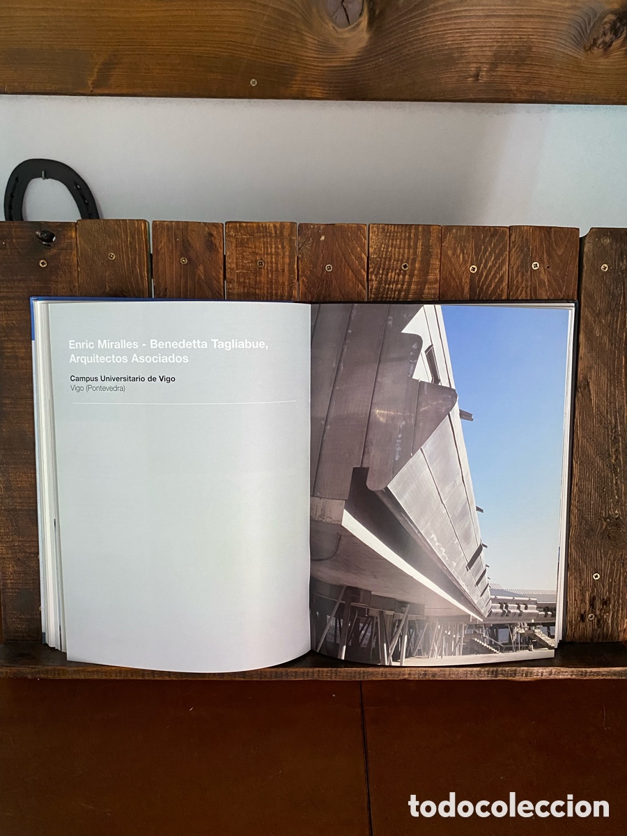 Libros de segunda mano: Spain unique architecture m&t pencil - Foto 12