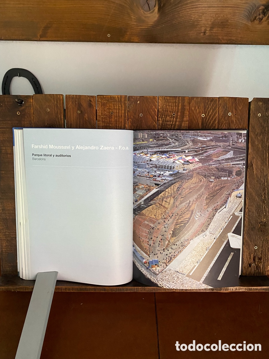 Libros de segunda mano: Spain unique architecture m&t pencil - Foto 14